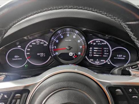 Used 2019 Porsche Cayenne image 28