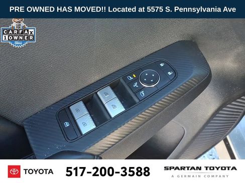 Used 2024 Mitsubishi Outlander SE image 14