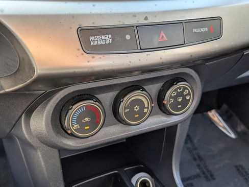 Used 2014 Mitsubishi Lancer ES image 23