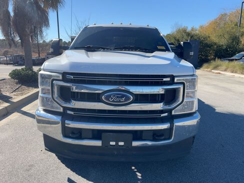 Used 2021 Ford F350 XLT image 2