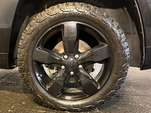 Used 2016 Jeep Grand Cherokee High Altitude image 11