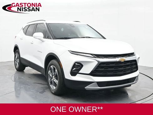 Used 2023 Chevrolet Blazer LT w/ Convenience Package image 3