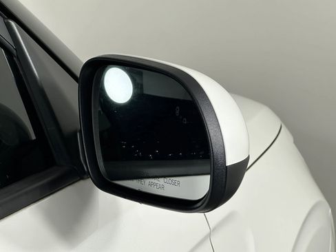 Used 2023 Kia Soul LX w/ LX Technology Package image 17