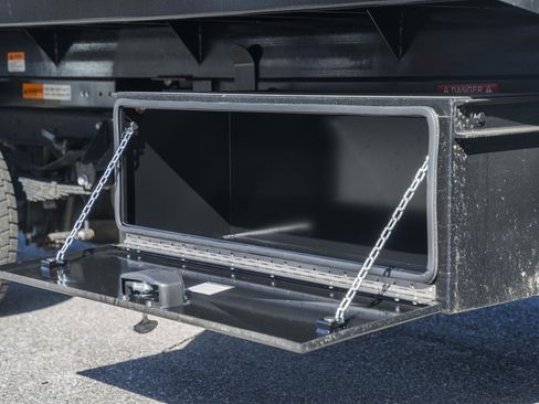 New 2024 Ford F550 4x4 Regular Cab Super Duty w/ Snow Plow Prep Package image 21