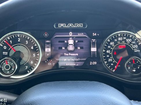 Used 2020 RAM 1500 Laramie image 29