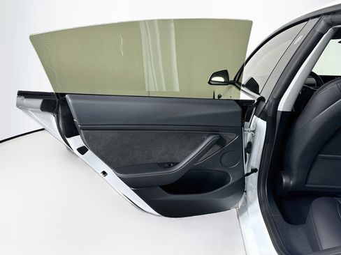 Used 2023 Tesla Model 3 Standard Range RWD image 26