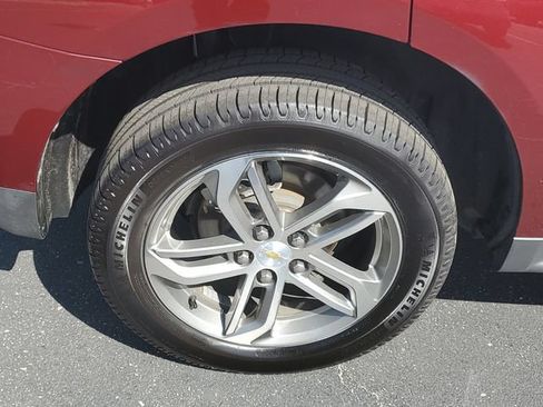 Certified 2017 Chevrolet Equinox Premier w/ Enhanced Convenience Package FWD image 5