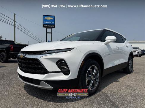 Used 2023 Chevrolet Blazer LT w/ Driver Confidence Package AWD/4WD image 1