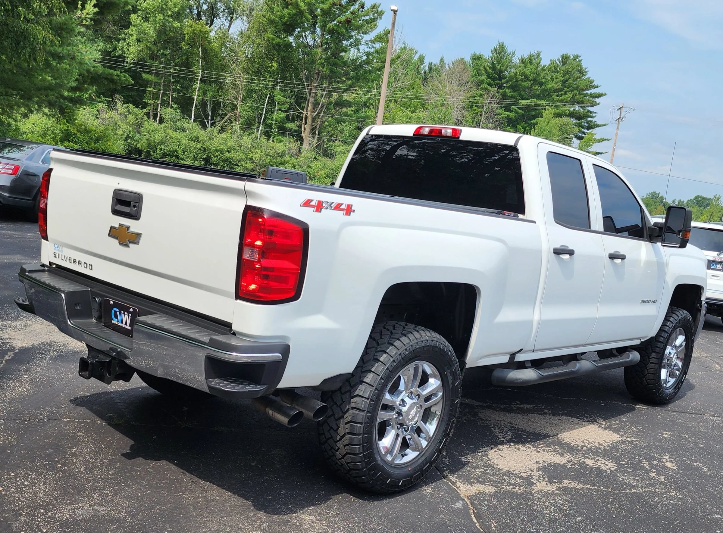 Used 2019 Chevrolet Silverado 2500 W/T AWD/4WD image 9