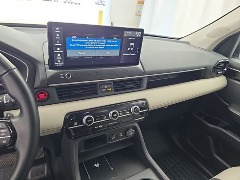 Used 2026 Honda Passport RTL image 19