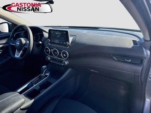 Used 2024 Nissan Sentra SV FWD image 36