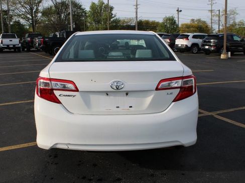 Used 2012 Toyota Camry LE FWD image 6