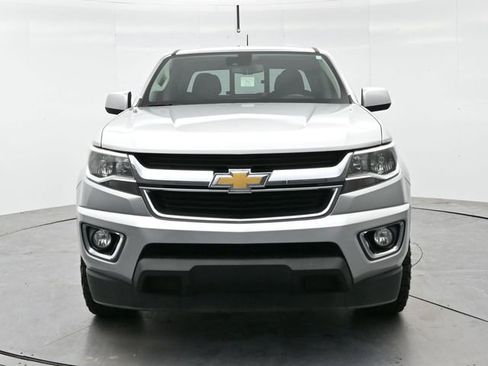 Used 2019 Chevrolet Colorado LT w/ LT Convenience Package image 2