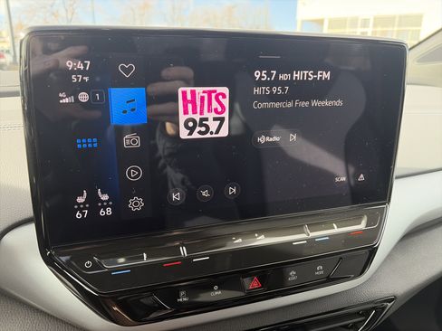 Used 2023 Volkswagen ID.4 Pro image 18