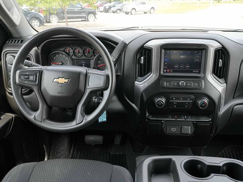 Used 2020 Chevrolet Silverado 1500 Custom w/ Trailering Package AWD/4WD image 27