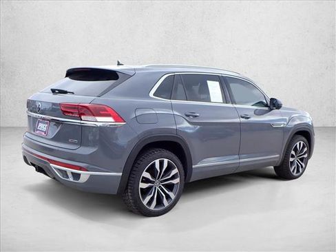 Used 2022 Volkswagen Atlas Cross Sport SEL Premium R-Line image 4