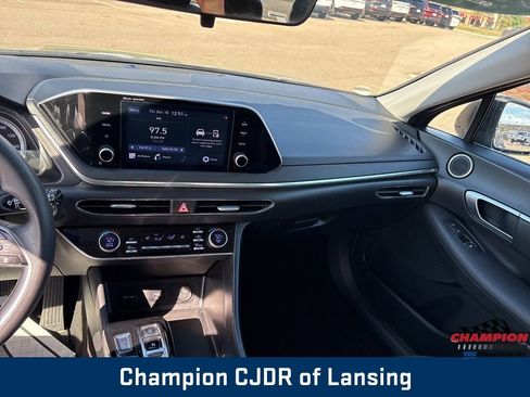 Used 2022 Hyundai Sonata SEL image 27