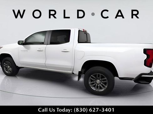 Used 2024 Chevrolet Colorado LT w/ LT Convenience Package image 6