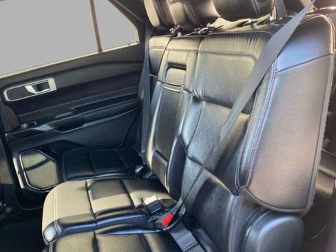 Used 2020 Ford Explorer XLT w/ Equipment Group 202A image 26
