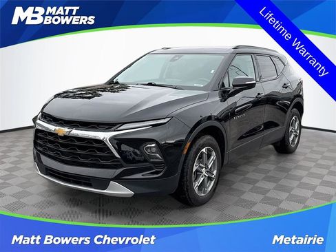 Used 2023 Chevrolet Blazer LT image 1