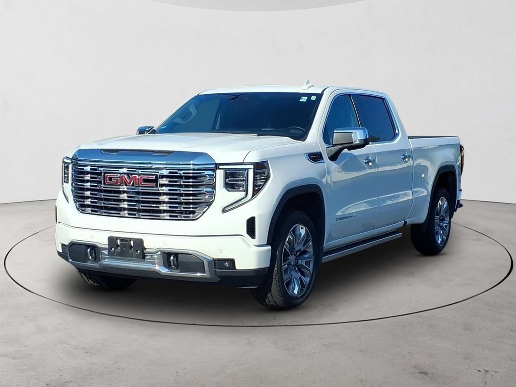Used 2024 GMC Sierra 1500 Denali w/ Denali Reserve Package AWD/4WD image 1