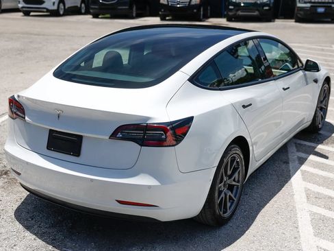 Used 2021 Tesla Model 3 Standard Range Plus RWD image 7