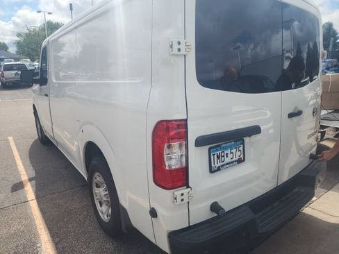 Used 2020 Nissan NV 2500 SV w/ Back Door Glass Package RWD image 4