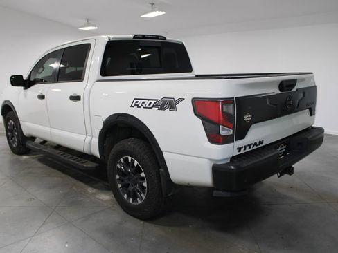 Used 2020 Nissan Titan PRO-4X w/ Pro-4x Convenience Package AWD/4WD image 6