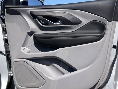 Used 2020 GMC Terrain SLT image 22