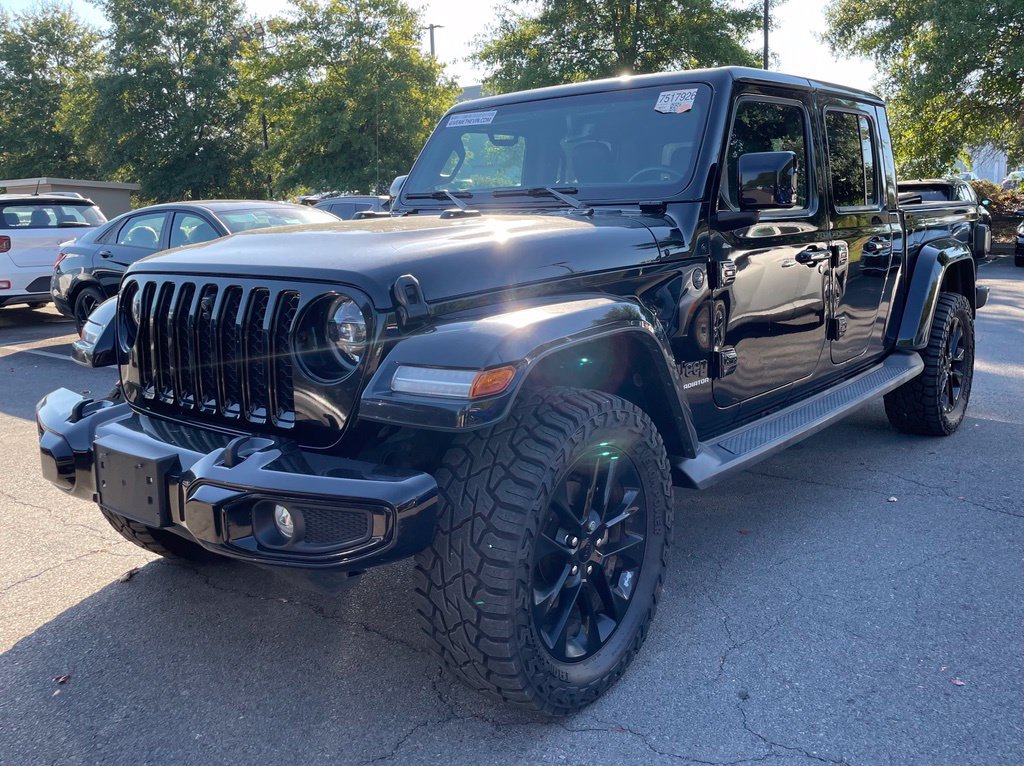 Used 2021 Jeep Gladiator Overland AWD/4WD image 3