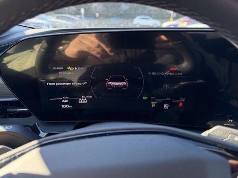 Used 2025 Audi Q6 e-tron Premium Plus w/ Premium Plus image 20