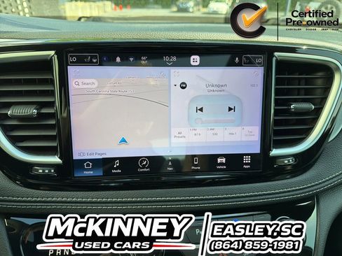 Certified 2023 Chrysler Pacifica Limited w/ S Appearance Package FWD image 87