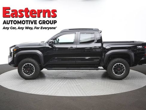 Used 2024 Toyota Tacoma TRD Off-Road AWD/4WD image 57