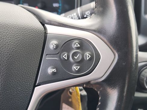 Used 2022 Chevrolet Colorado LT w/ Fleet Safety Package RWD image 29