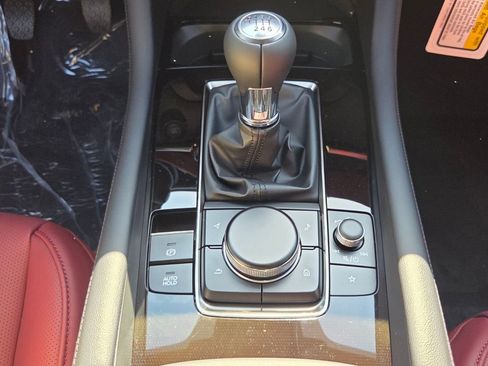 New 2026 MAZDA MAZDA3 2.5 S Hatchback w/ Premium Pkg image 17