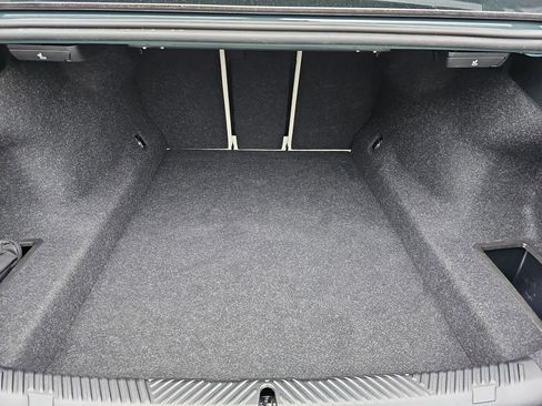 Used 2025 BMW 530i image 12