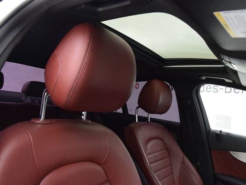 Certified 2018 Mercedes-Benz C 300 Sedan image 18