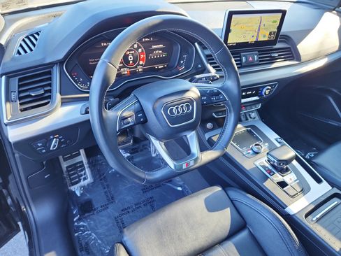 Used 2019 Audi SQ5 Premium Plus w/ Premium Plus Package image 15