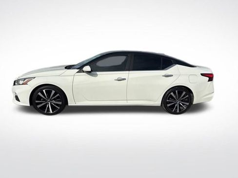 Used 2020 Nissan Altima 2.5 S FWD image 2