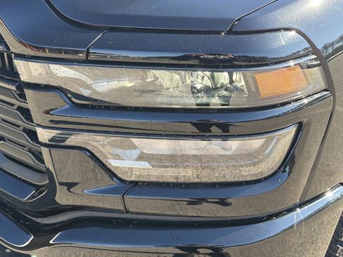 New 2025 RAM 2500 Big Horn image 10