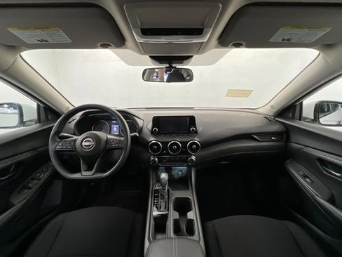 Used 2025 Nissan Sentra S FWD image 9