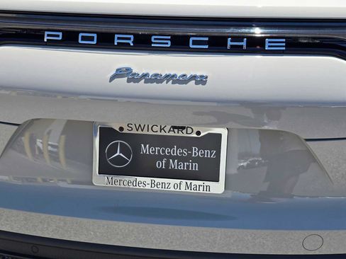 Used 2023 Porsche Panamera RWD image 13
