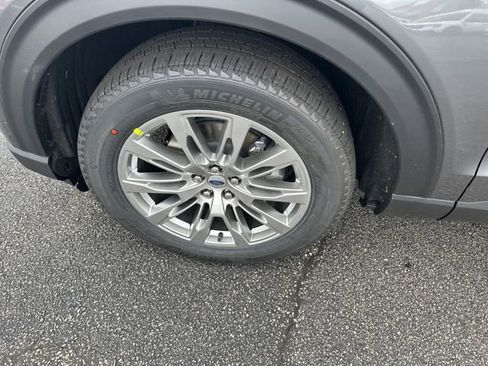 New 2026 Ford Explorer Active w/ Active Comfort Package image 14