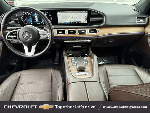 Used 2022 Mercedes-Benz GLS 450 4MATIC image 11
