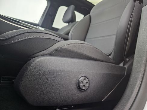 New 2026 Mercedes-Benz GLC 300 4MATIC image 11