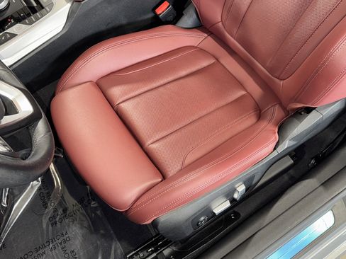 Used 2024 BMW 430i Convertible w/ Premium Package image 28