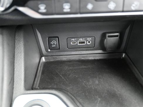 Used 2024 Nissan Sentra SR w/ SR Premium Package image 28