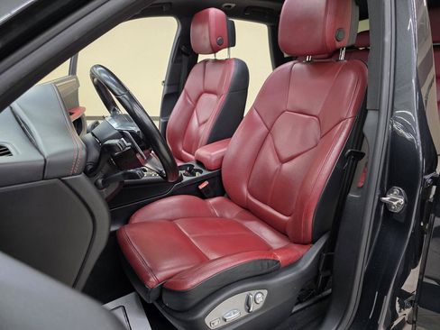 Used 2018 Porsche Macan AWD/4WD image 17
