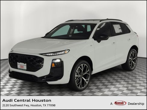 New 2026 Audi Q3 quattro 2.0T image 1