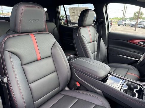 New 2026 Chevrolet Traverse RS FWD image 30